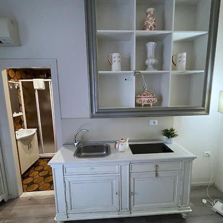 Charming Studio Next To The Duomo Firenze Eksteriør billede